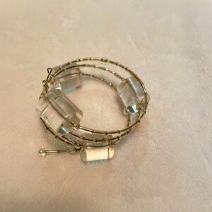 Beautiful and unique handmade bracelet. Made in Montreal